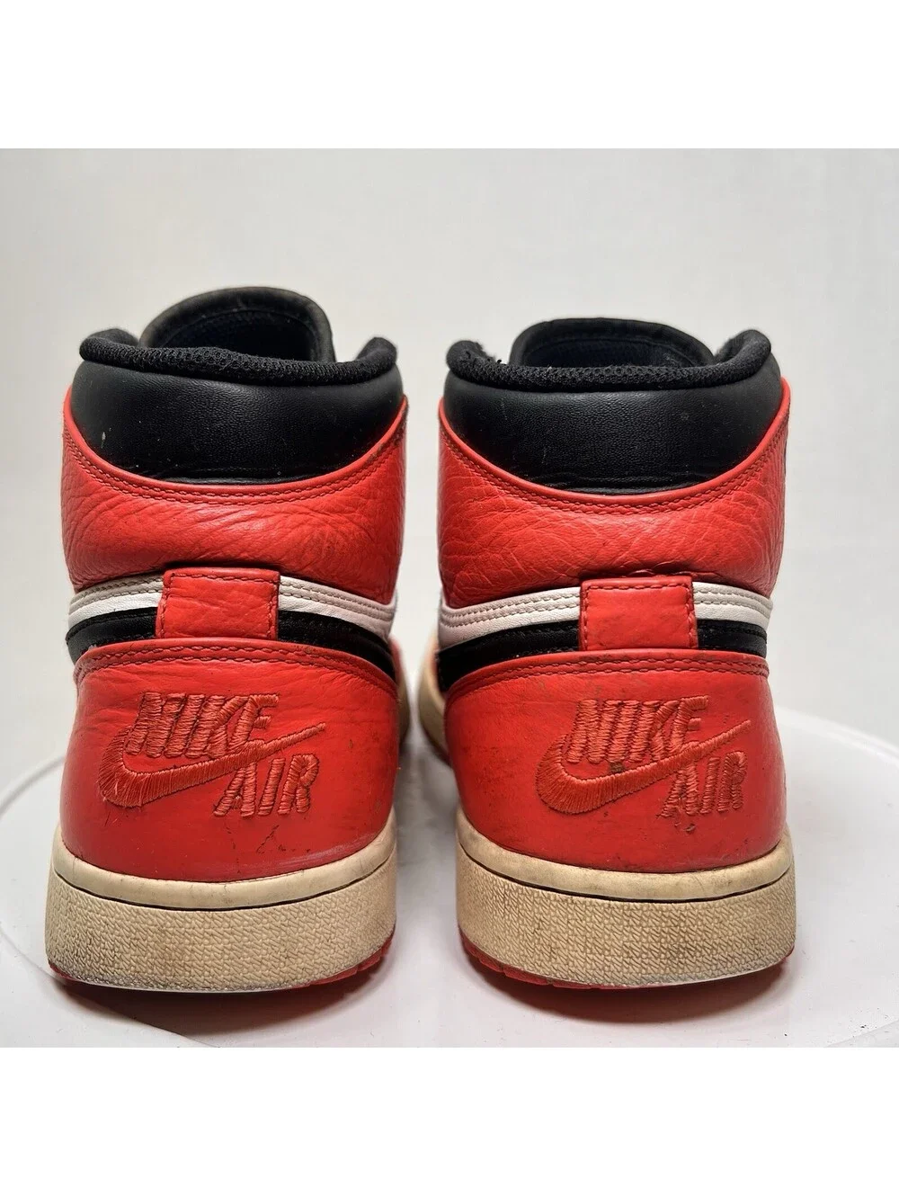 Nike Air Jordan 1 Retro High Rare Air Max Orange Size 9.5 Men’s Sneakers